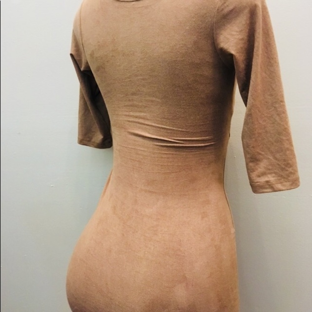 Dress - Picture 4 of 6